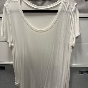 Grace & Lace Classic White Short Sleeve Top